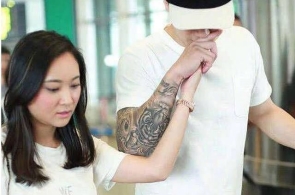 “极地”号破冰侦察船正式交付 “呆萌”背后不洁白